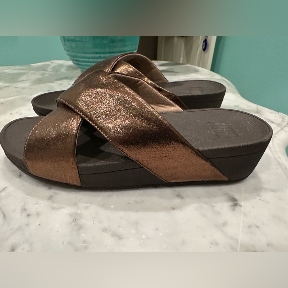 Metallic Brown Fitflop
